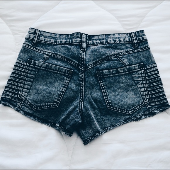 bebe Super Star Stud Cutoff - Picture 5 of 8